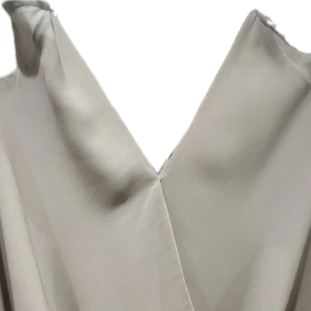 Wrap-Front Open Shoulder - Picture 3 of 13